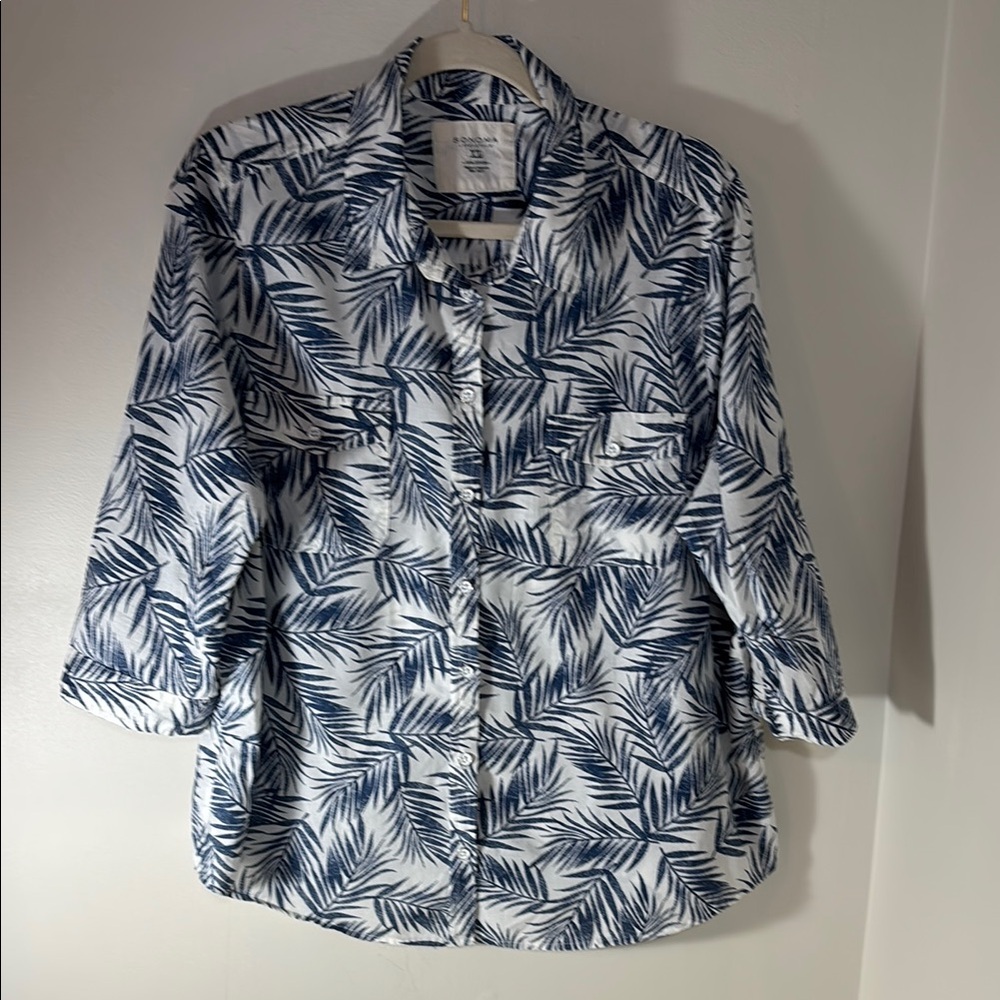 Women's Sonoma Blue and White Leaf Print Button Down Shirt